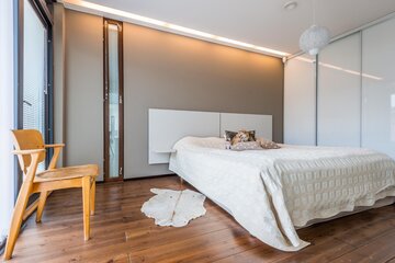 Moderni makuuhuone 9679598