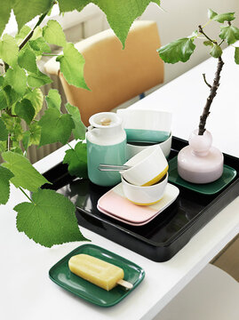 Marimekko astiat keittiön skandinaavisessa sisustuksessa