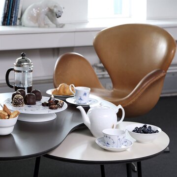 royal copenhagen astiat kattauksessa
