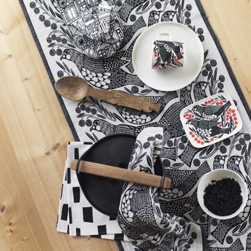Marimekko Kiiruna -tuotteet keittiössä