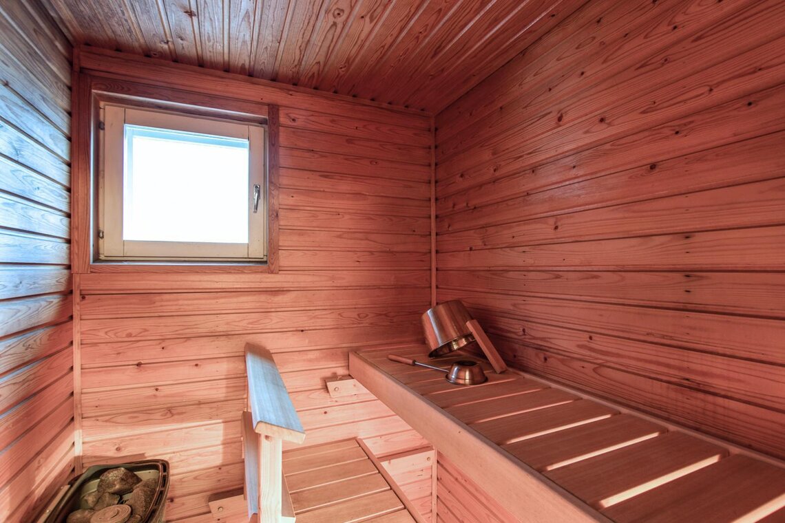 Perinteinen sauna 9784907