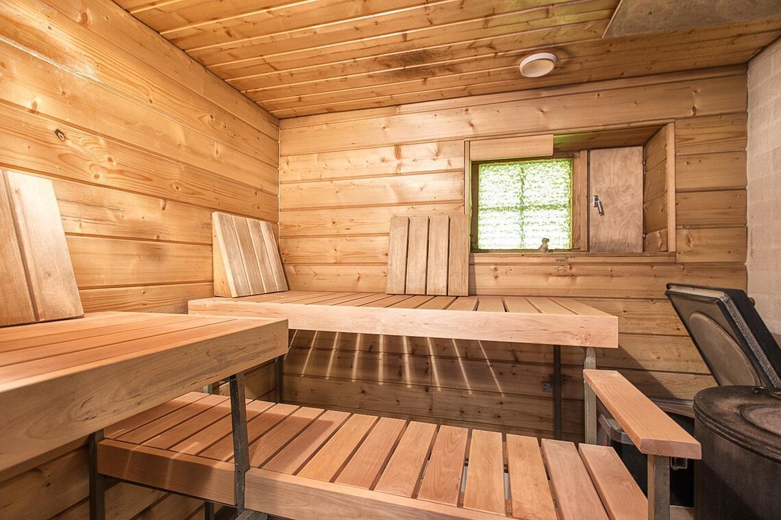 Perinteinen sauna 9561944