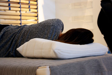 ergonominen tyyny, hyvä uni