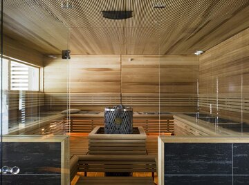 Suuri huvilan sauna